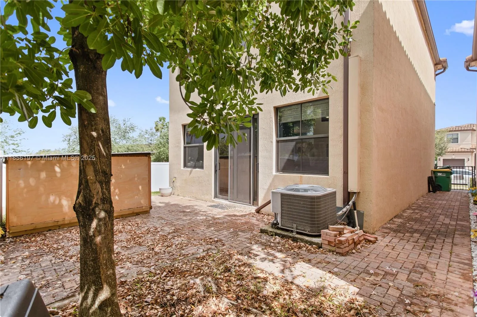 4638 NW 59th St