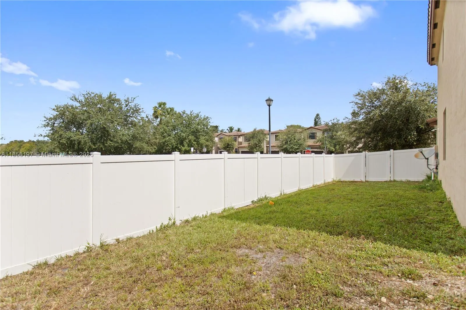 4638 NW 59th St