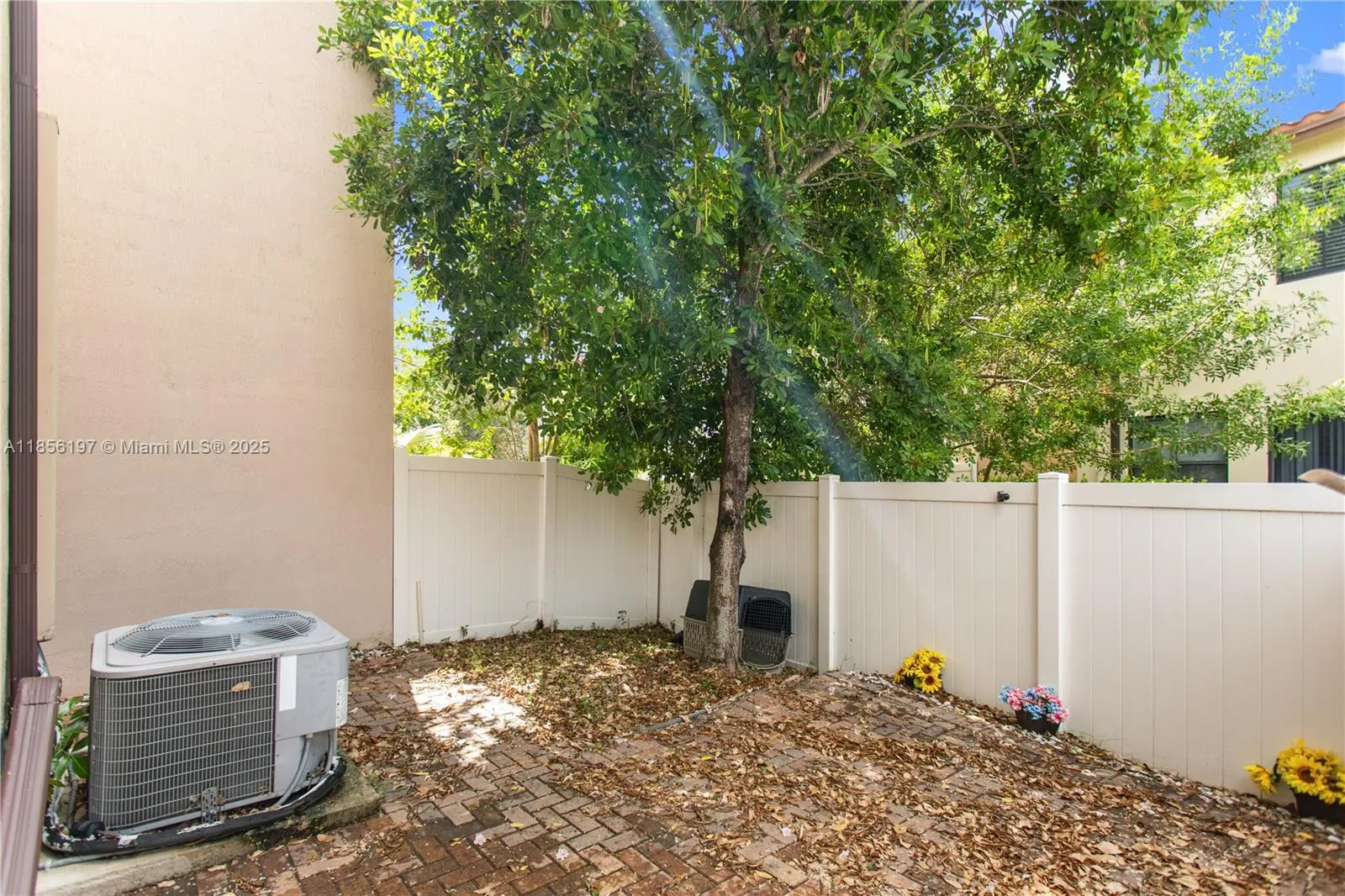 4638 NW 59th St