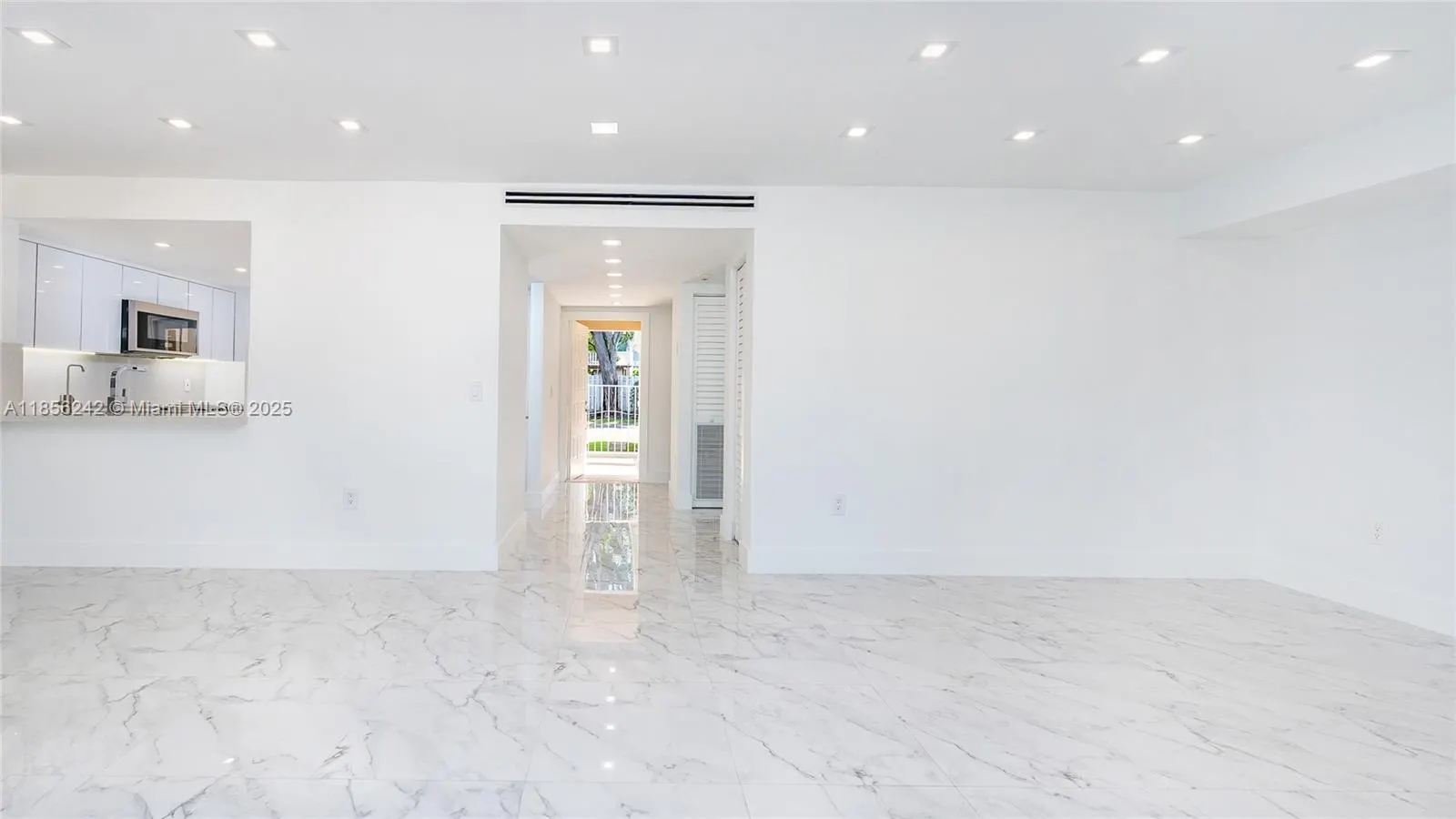 6950 SW 54th St