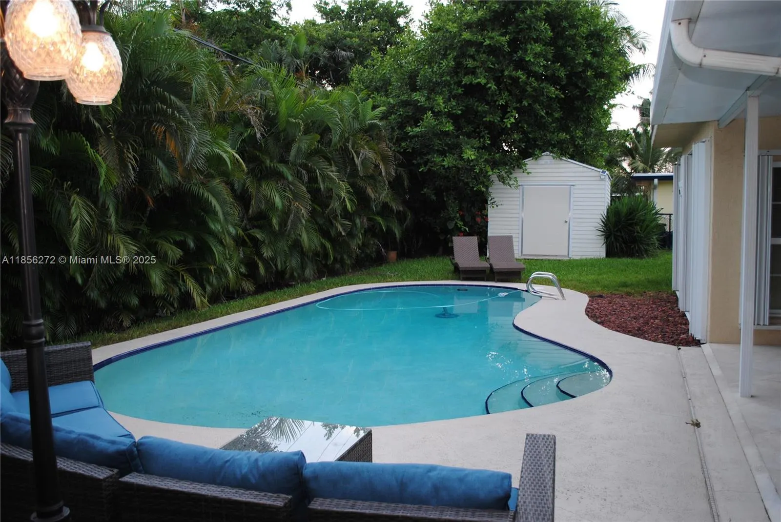 743 SE 10th Ter