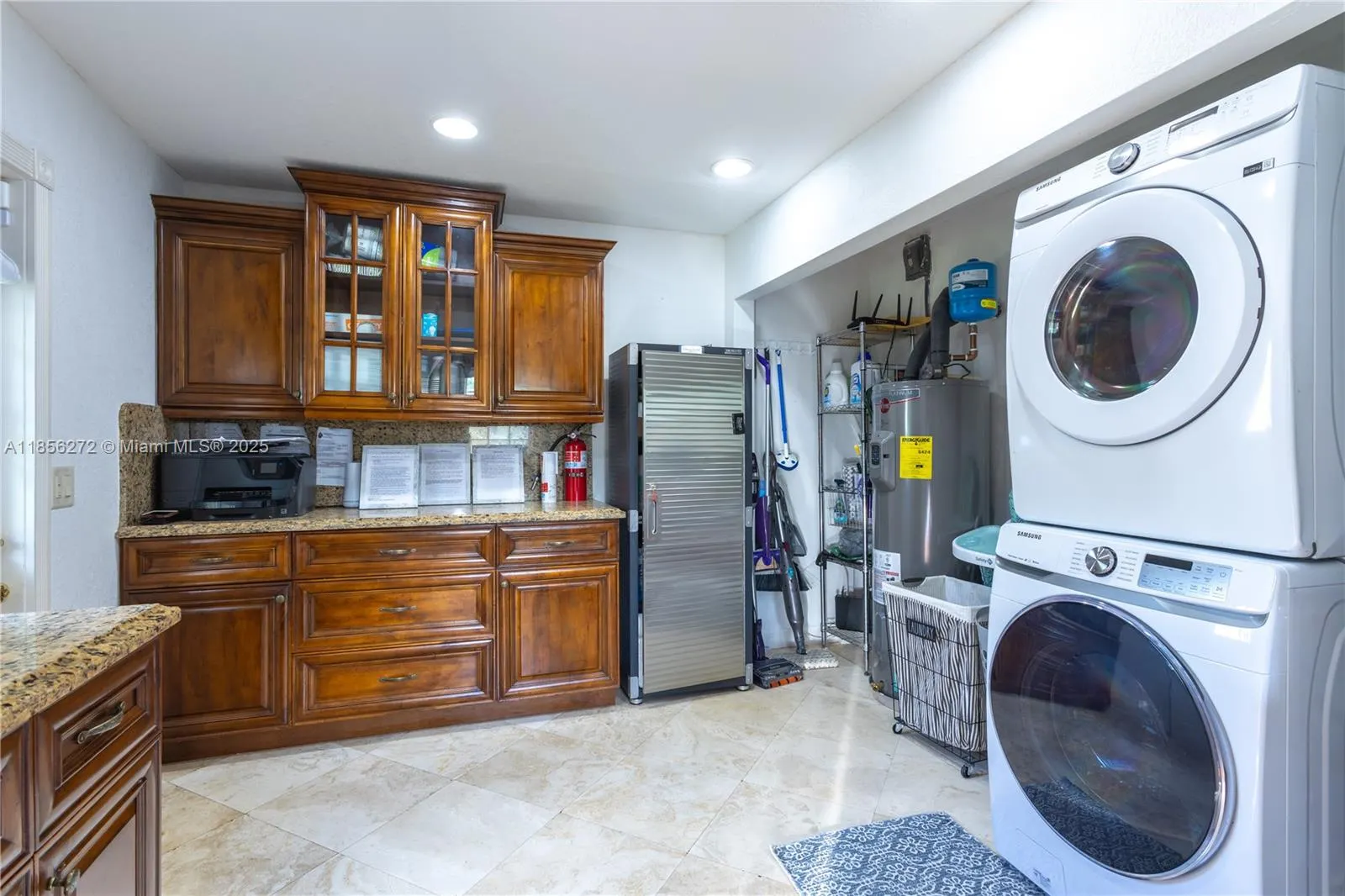 743 SE 10th Ter