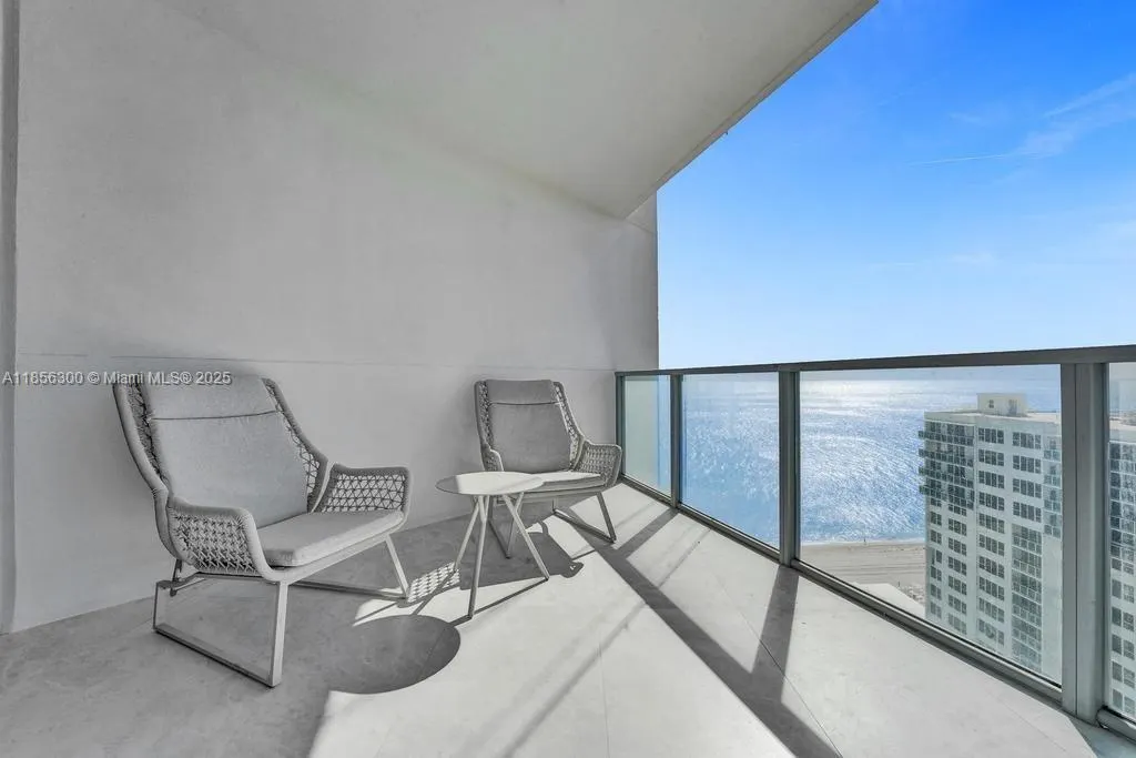 3101 S Ocean Dr, #1704