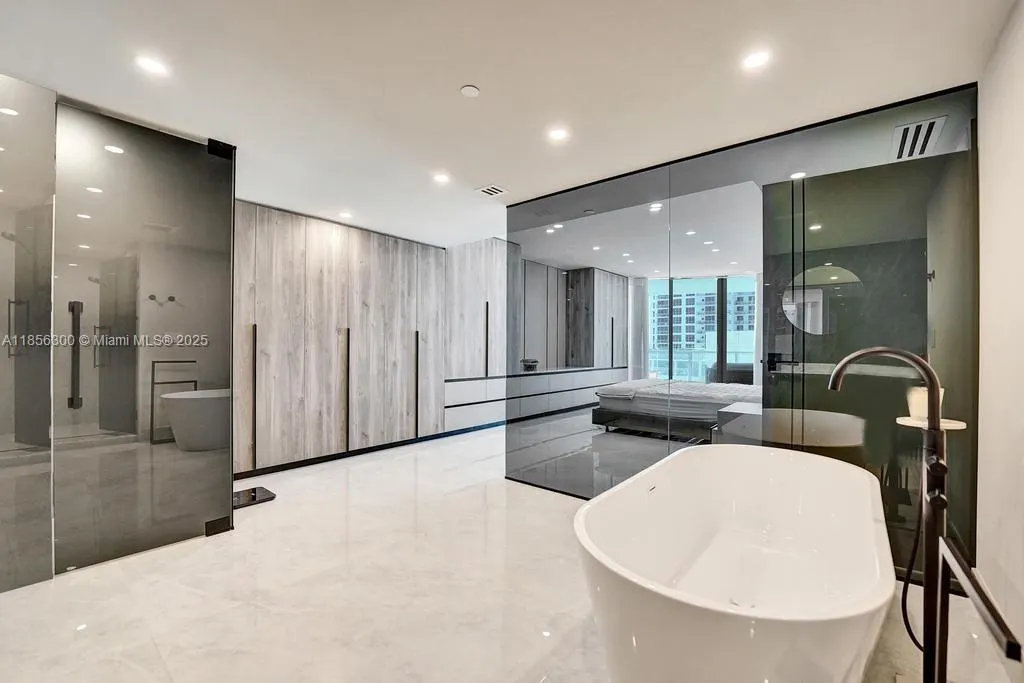 3101 S Ocean Dr, #1704