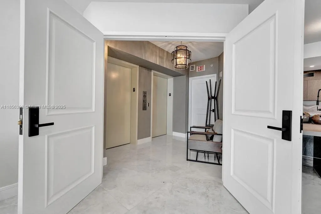 3101 S Ocean Dr, #1704