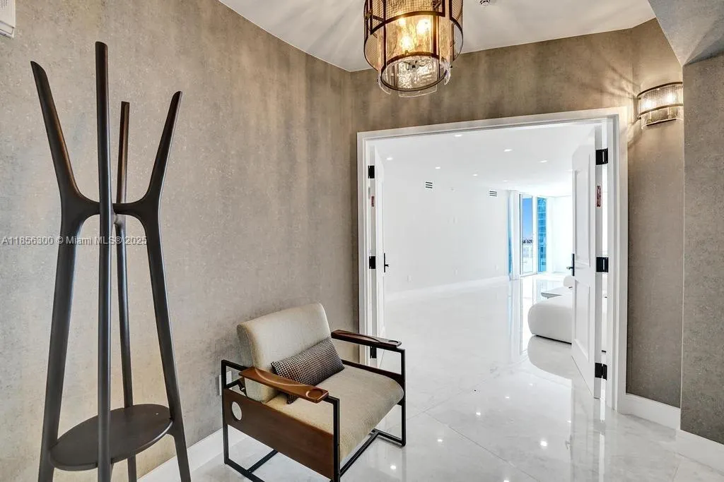 3101 S Ocean Dr, #1704