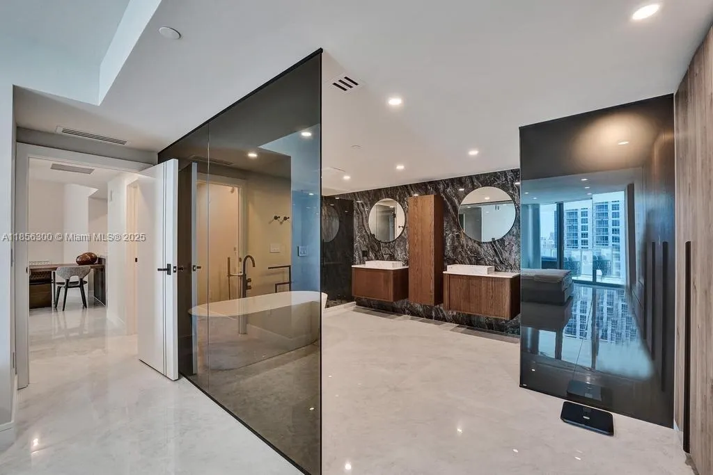 3101 S Ocean Dr, #1704