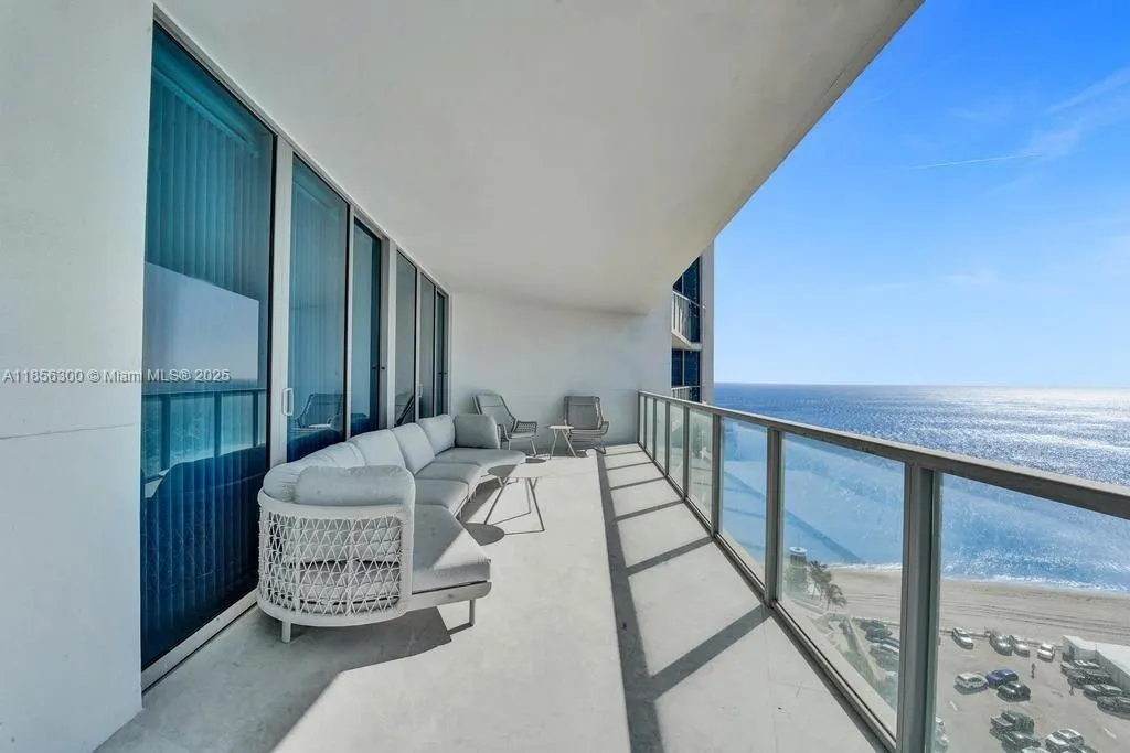 3101 S Ocean Dr, #1704