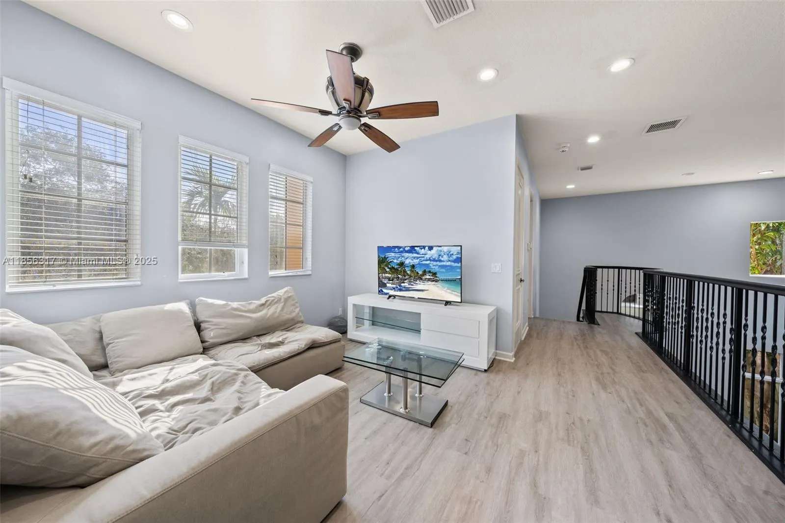 17771 Lake Azure Way