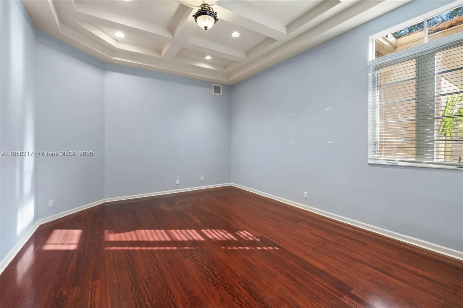 17771 Lake Azure Way