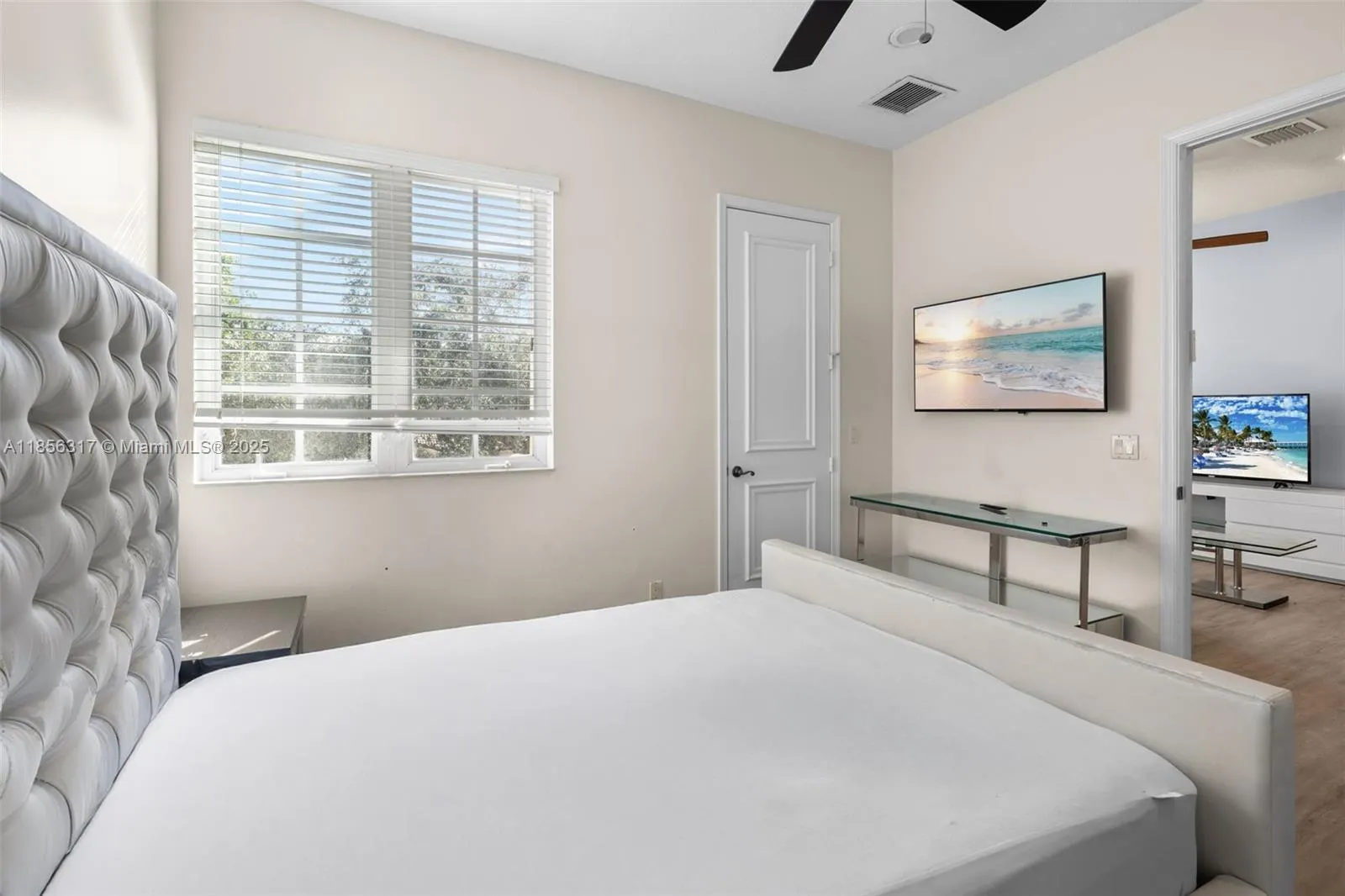 17771 Lake Azure Way