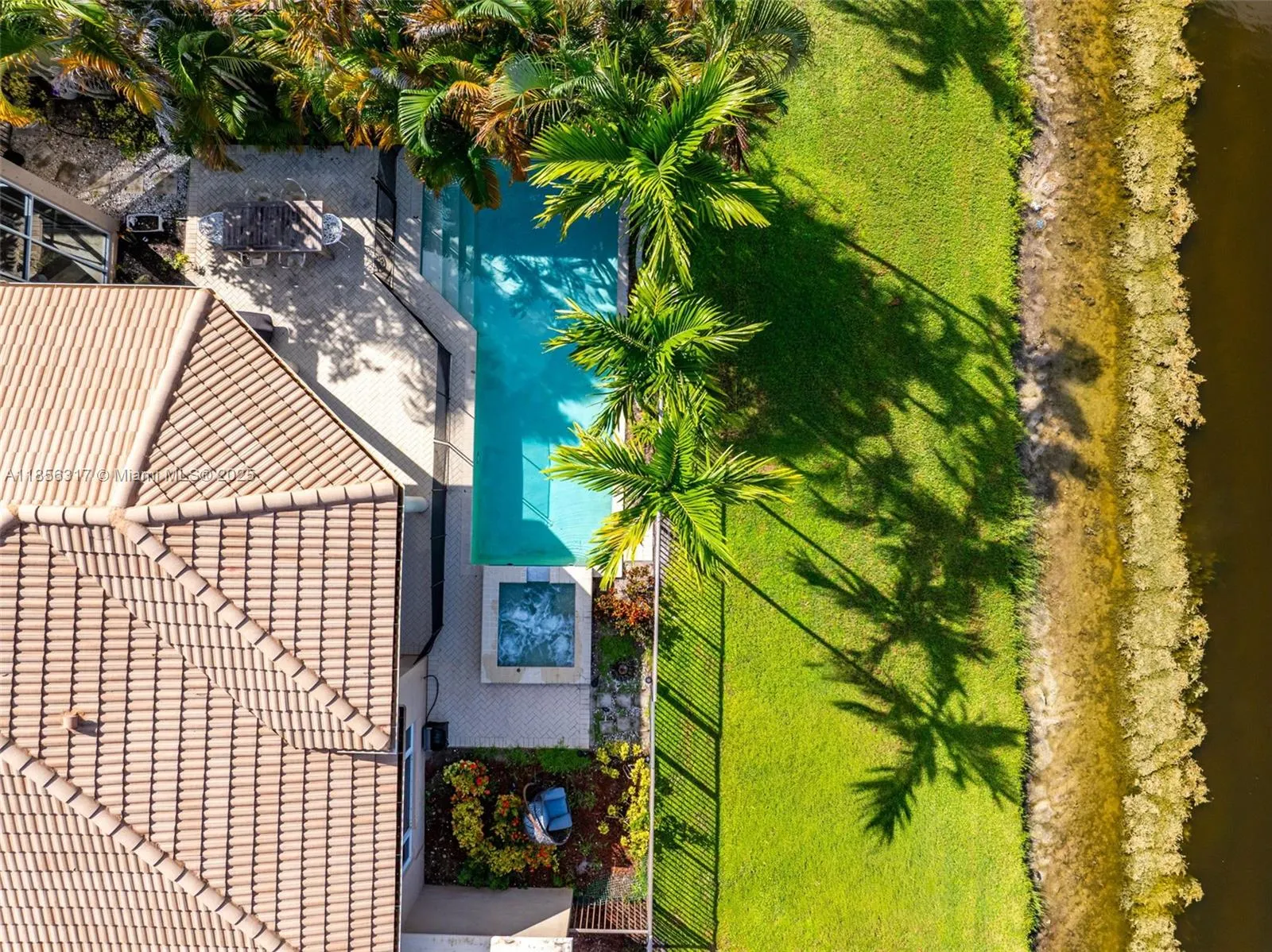 17771 Lake Azure Way