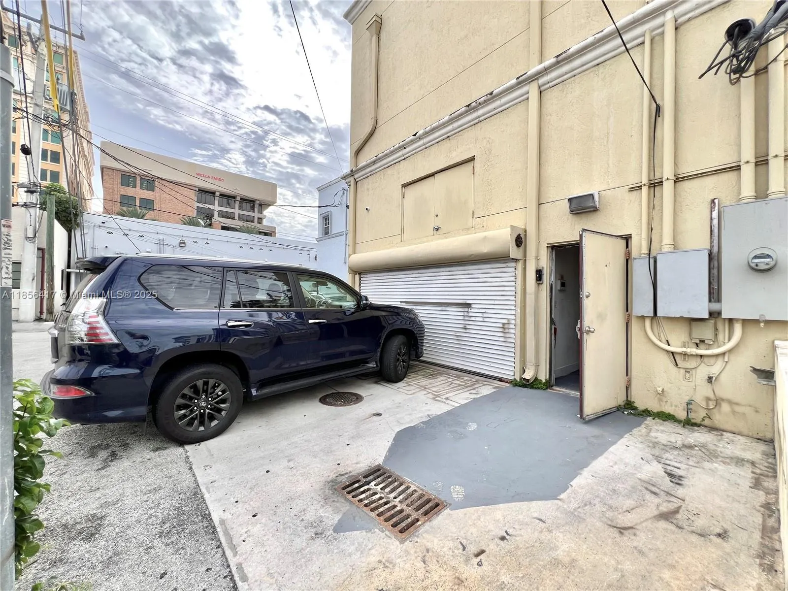 223 Valencia Ave