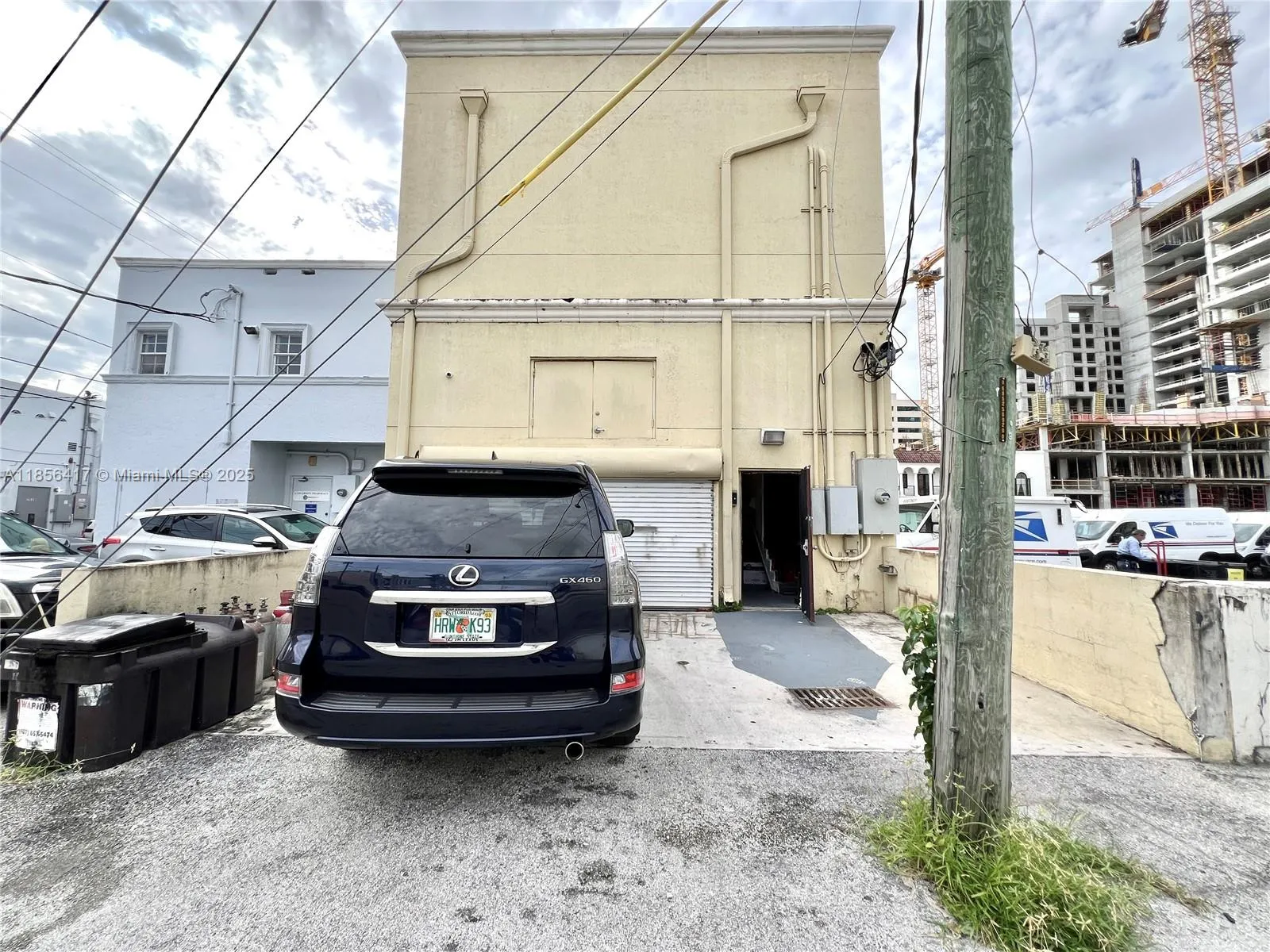 223 Valencia Ave