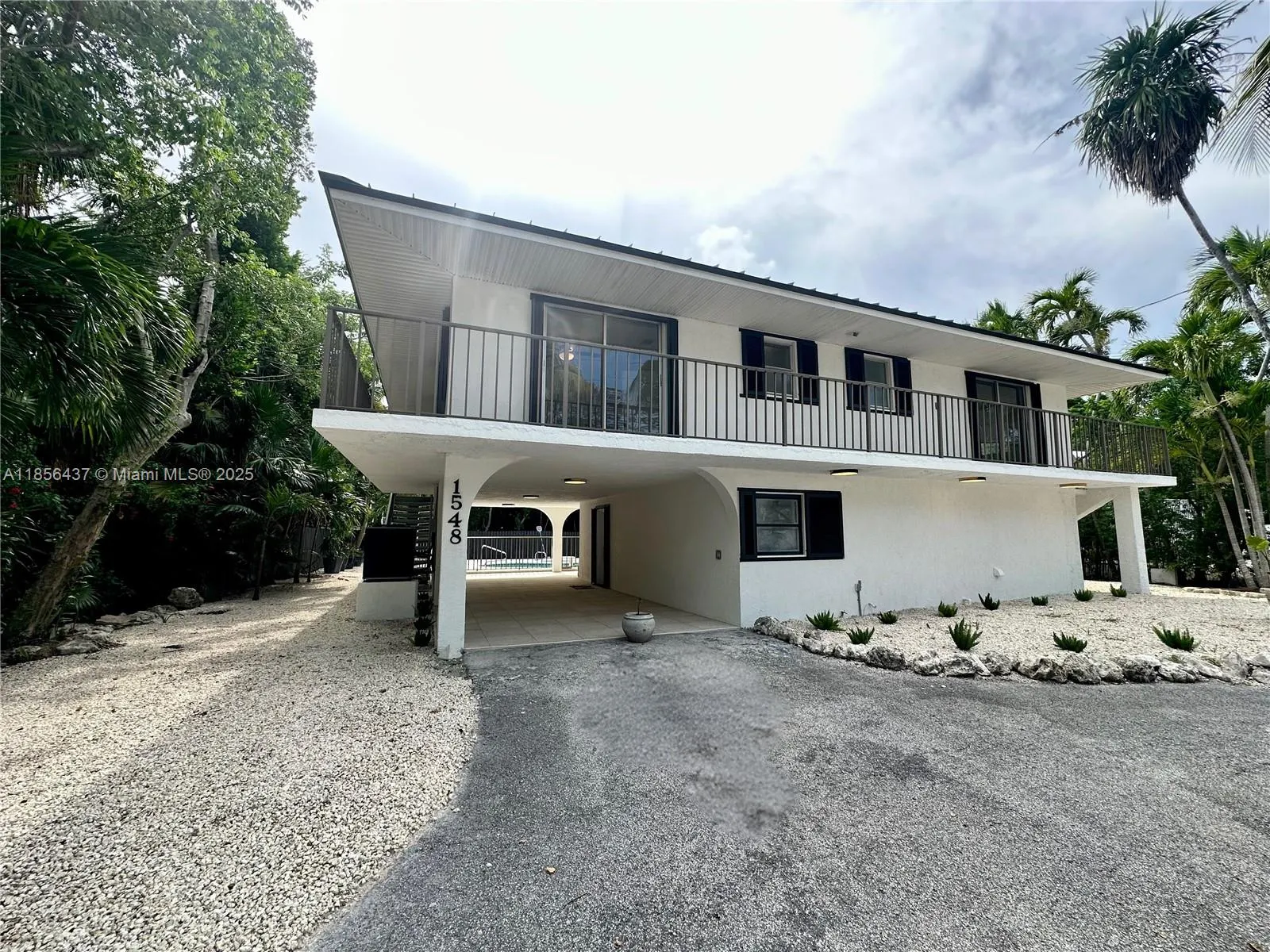 1548 Eastward Ho Ln