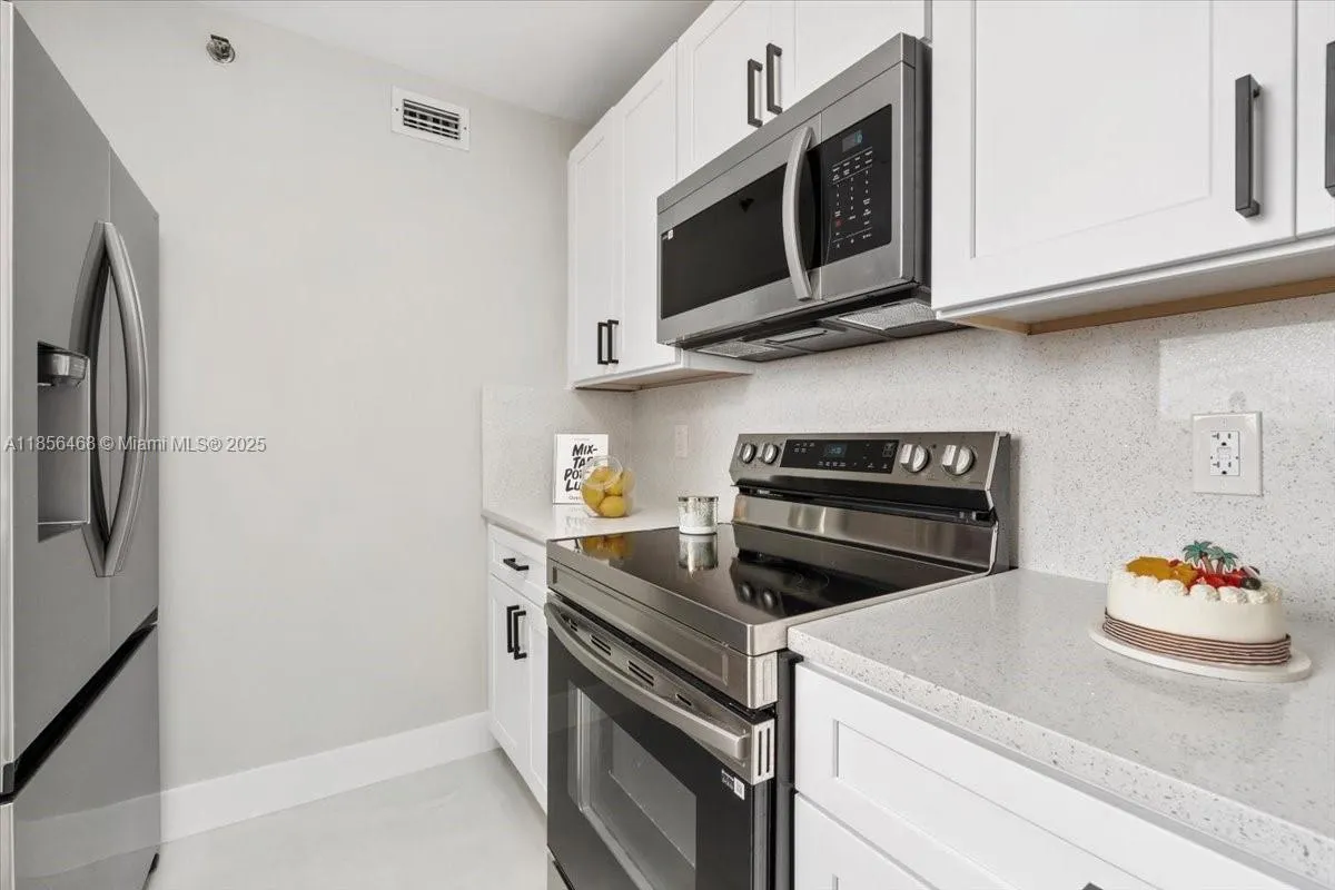 7129 Promenade Dr, #801