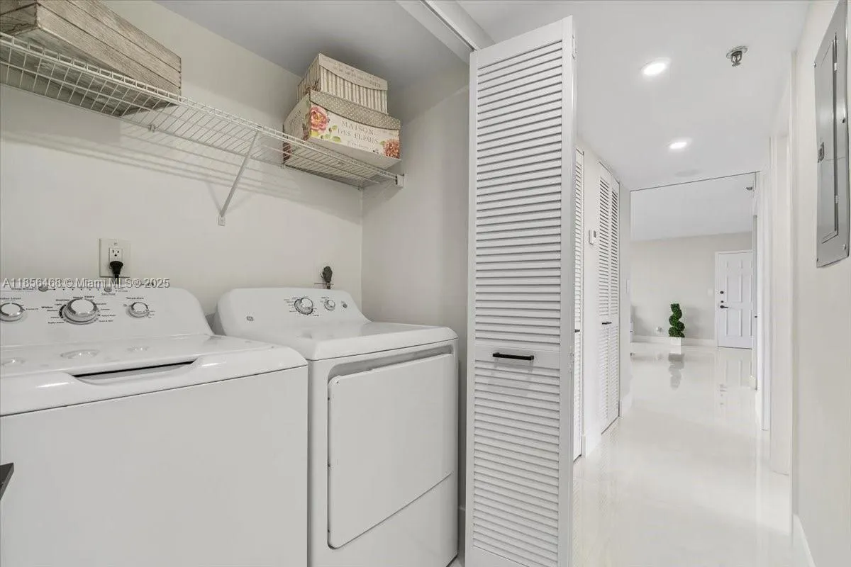 7129 Promenade Dr, #801