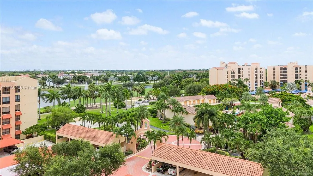 7129 Promenade Dr, #801