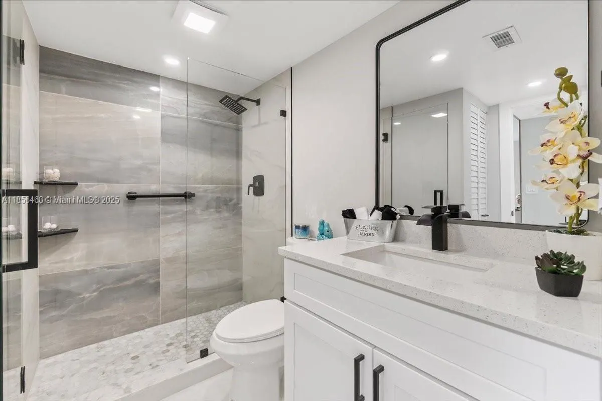 7129 Promenade Dr, #801