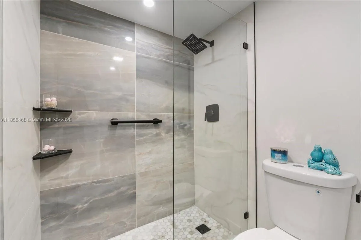 7129 Promenade Dr, #801