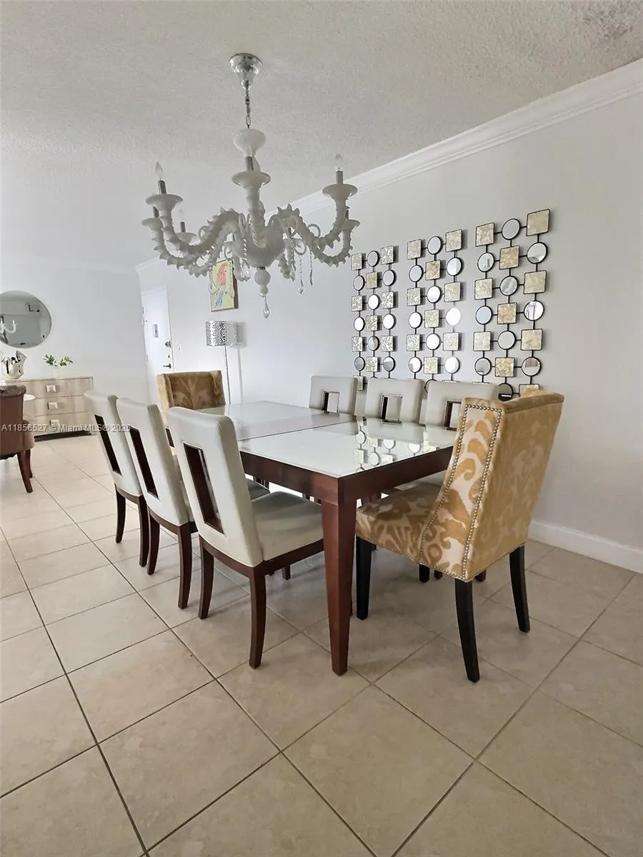 137 Golden Isles Dr, #1109