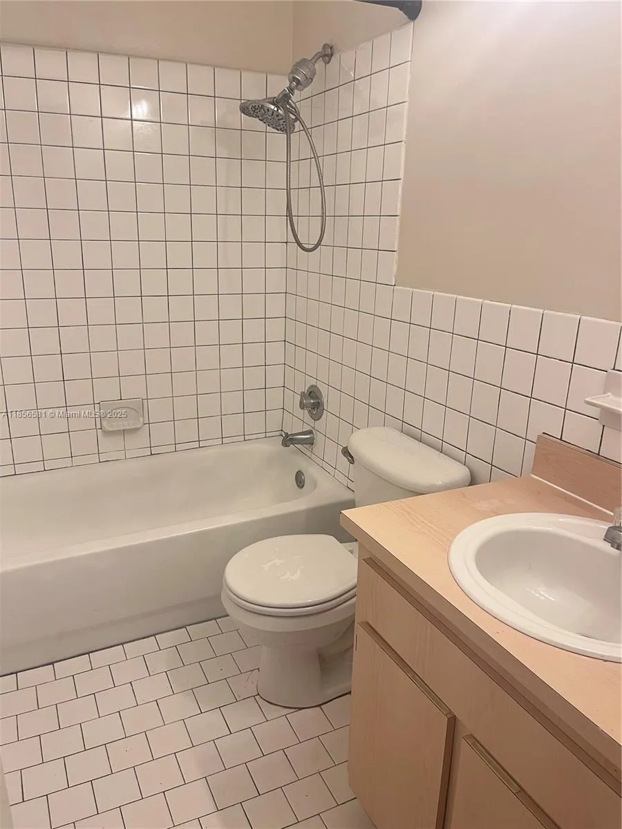 2731 NW 13 ct, #2731