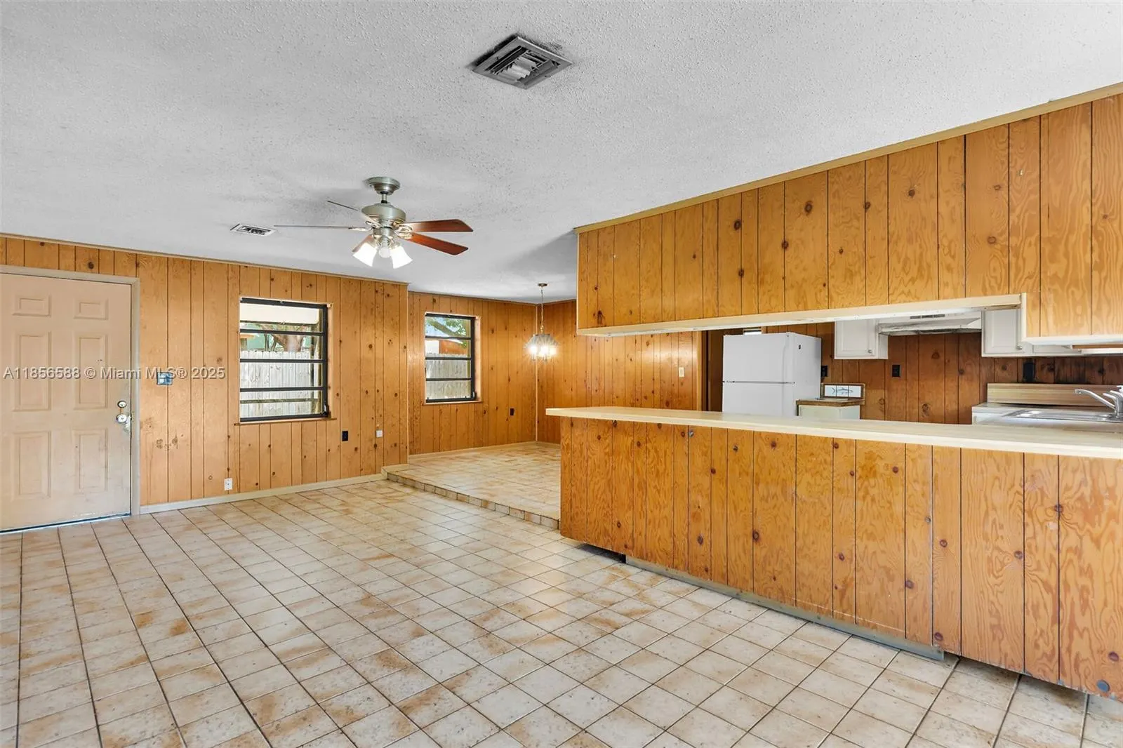 82207 Old Hwy