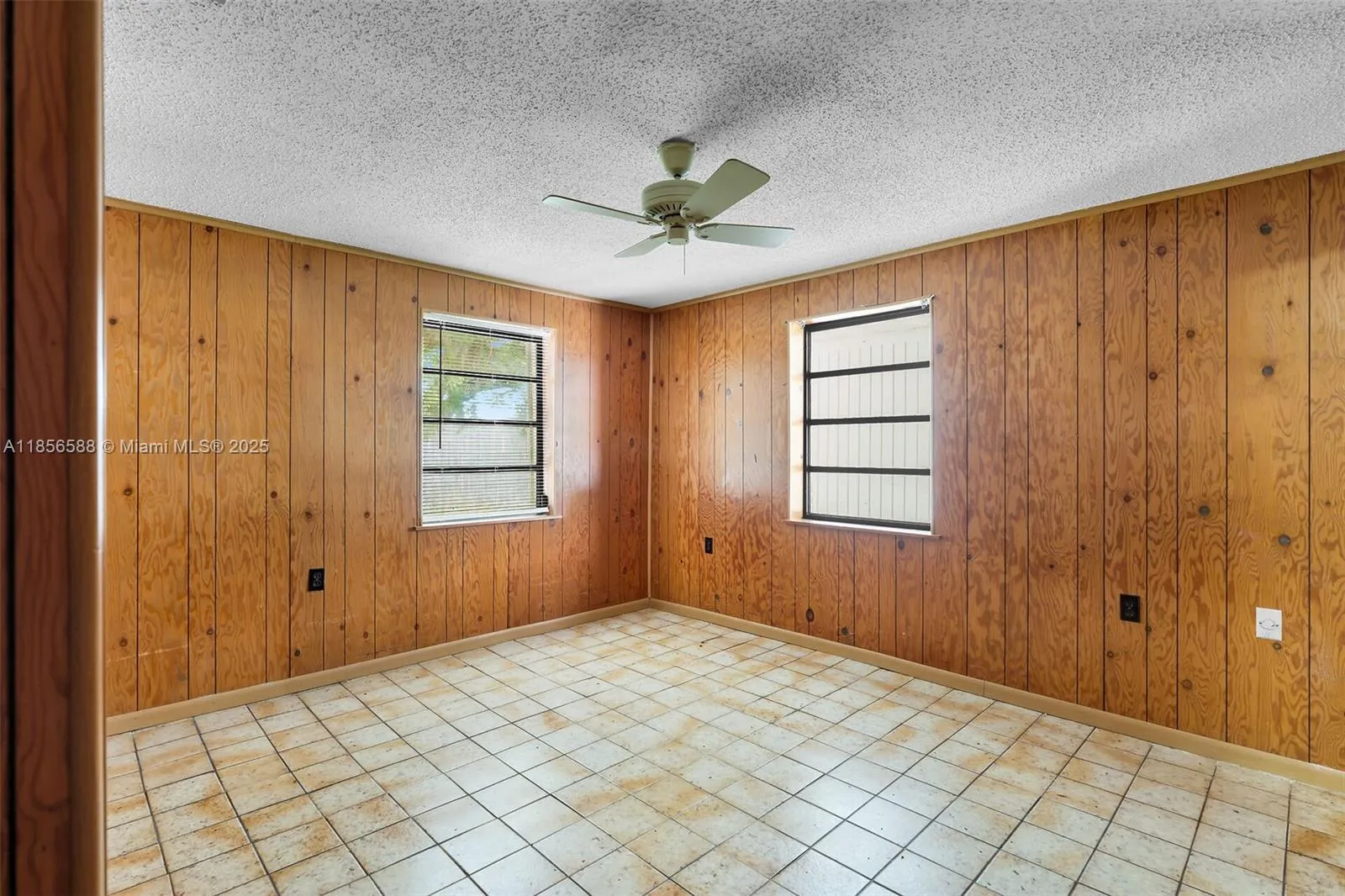 82207 Old Hwy