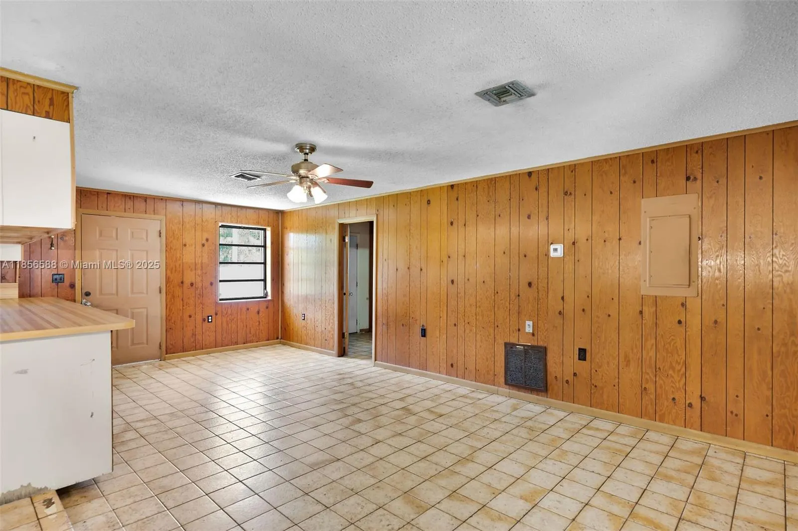 82207 Old Hwy