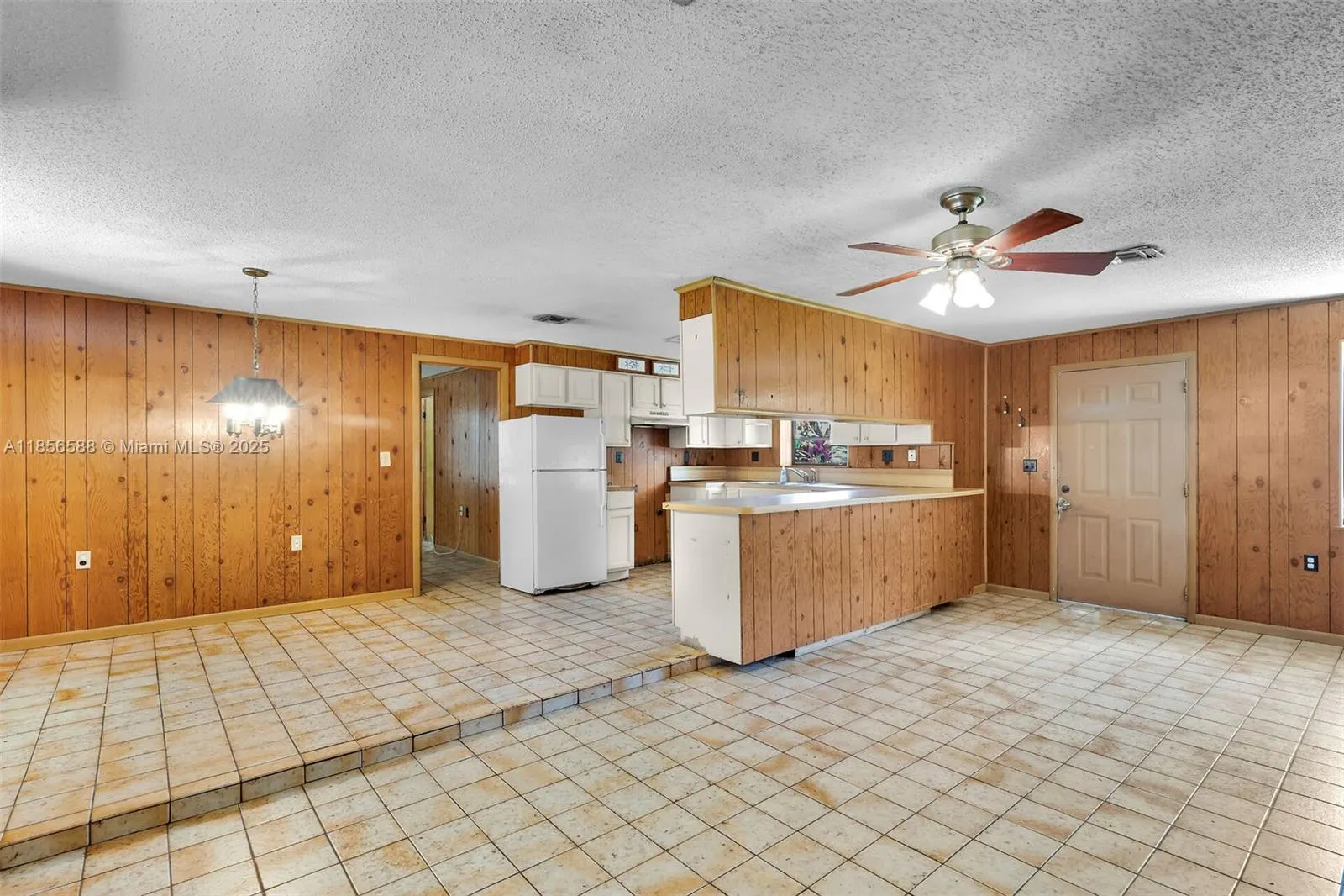 82207 Old Hwy