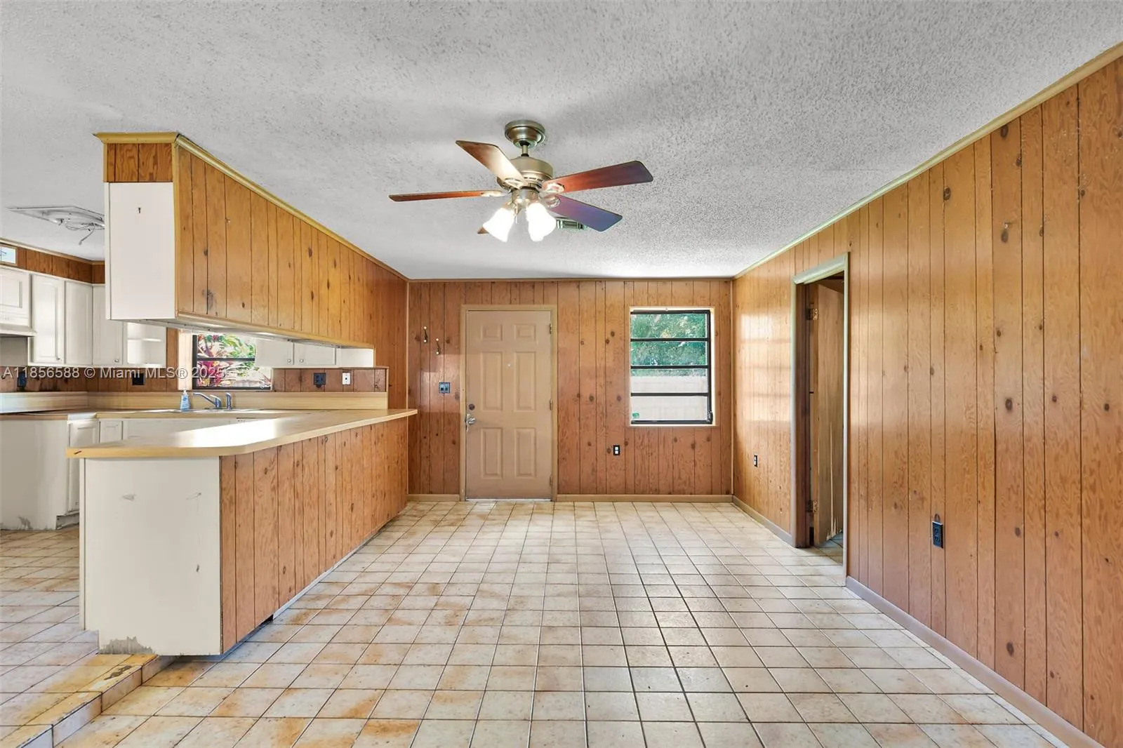 82207 Old Hwy