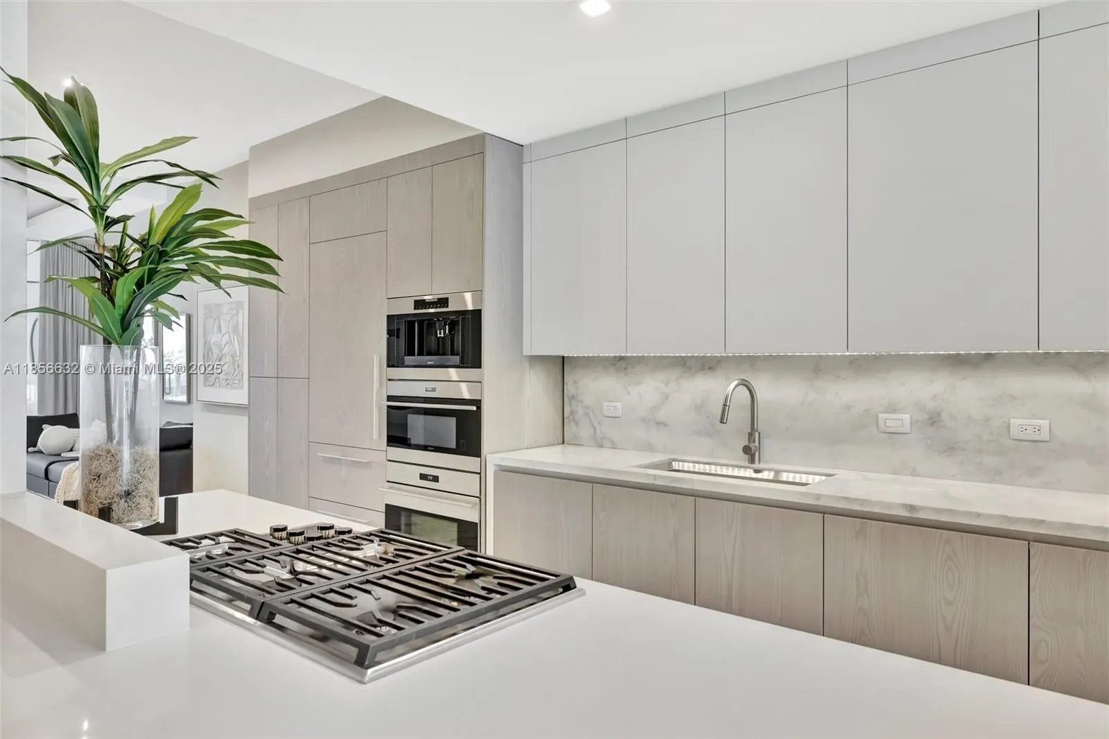 2200 N Ocean Blvd, #S303