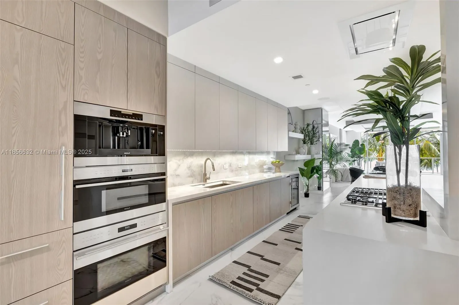 2200 N Ocean Blvd, #S303