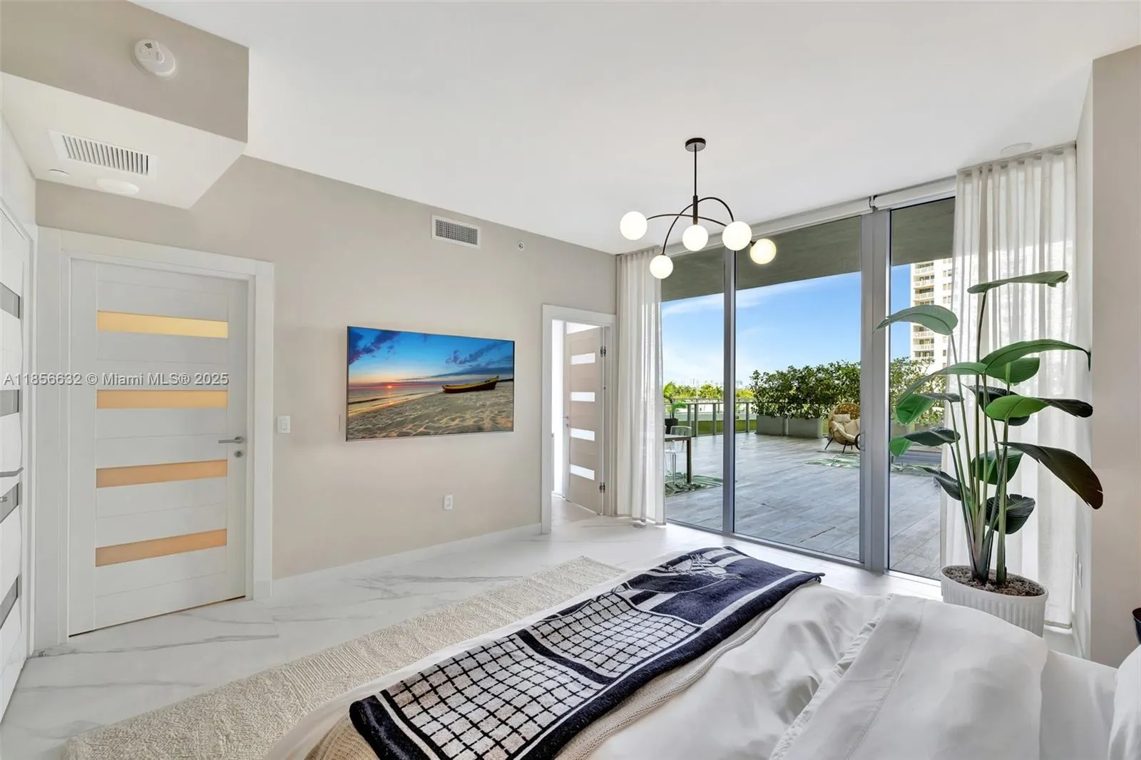 2200 N Ocean Blvd, #S303