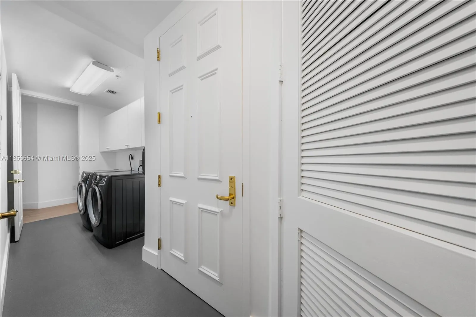 626 Coral Way, #402