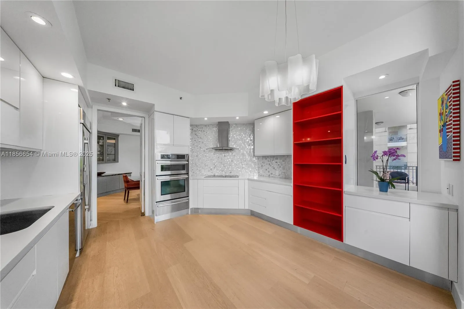 626 Coral Way, #402