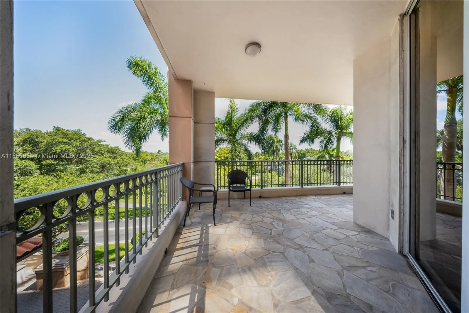 626 Coral Way, #402