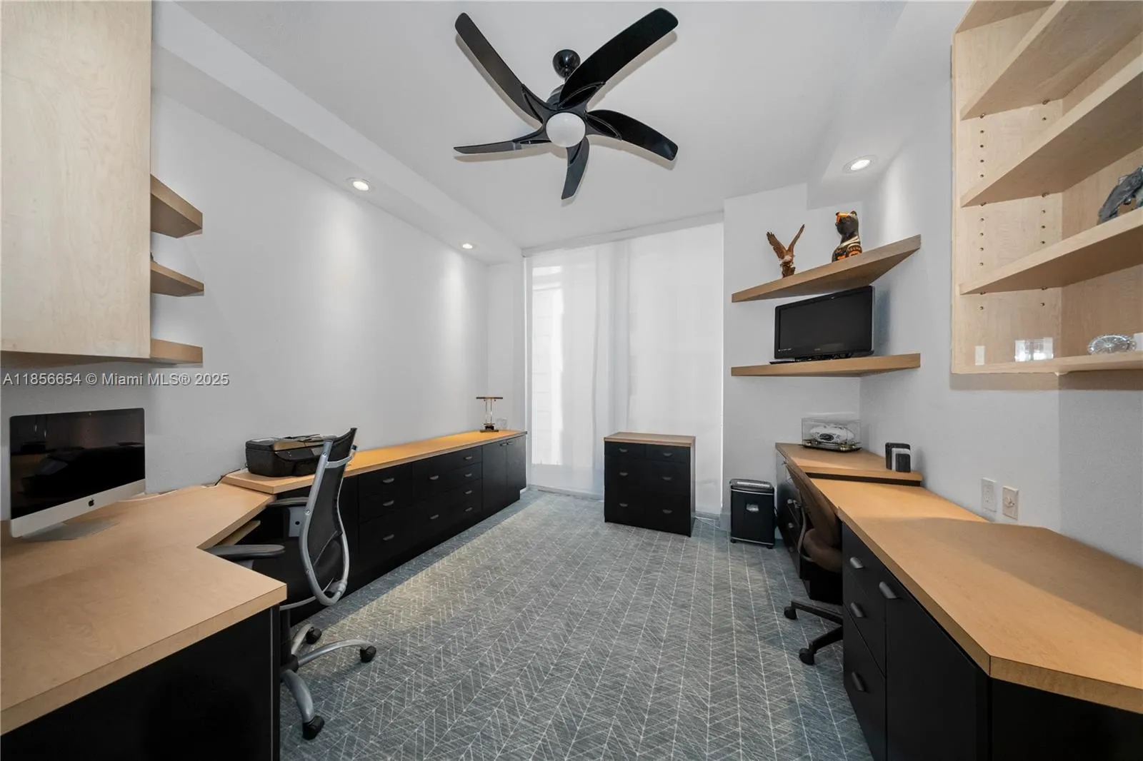 626 Coral Way, #402