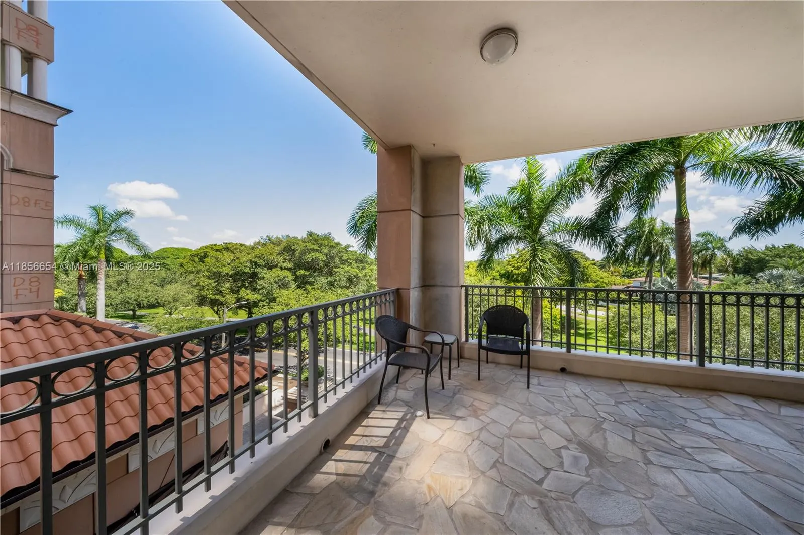 626 Coral Way, #402