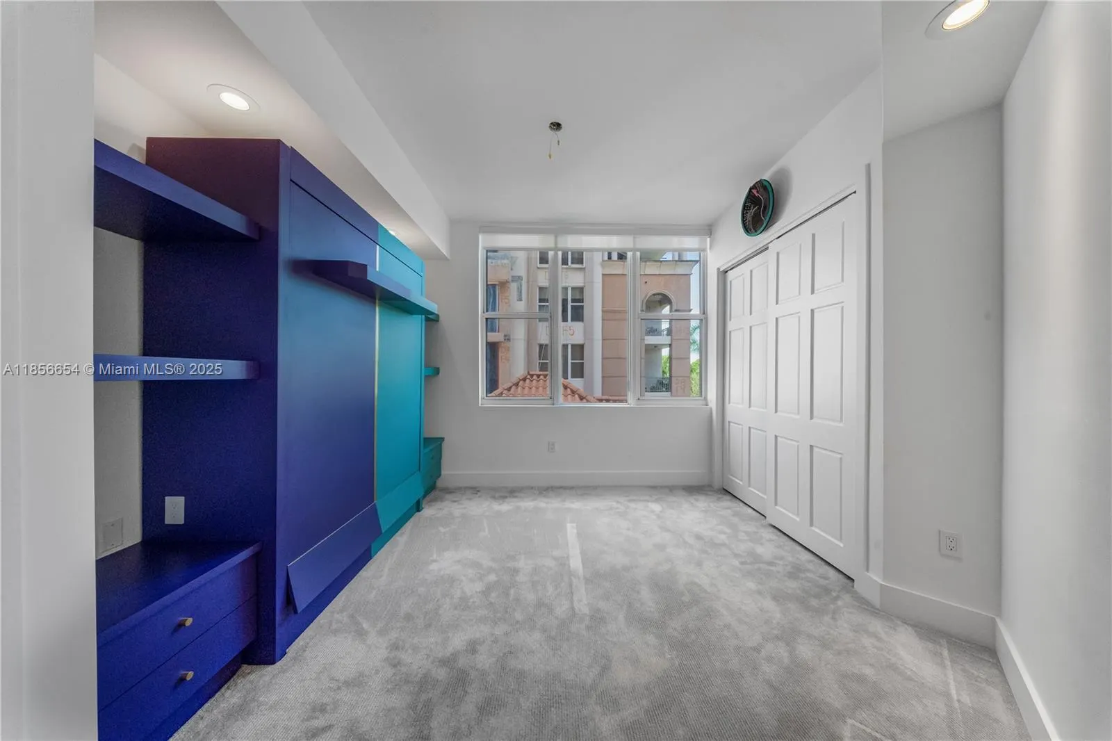 626 Coral Way, #402