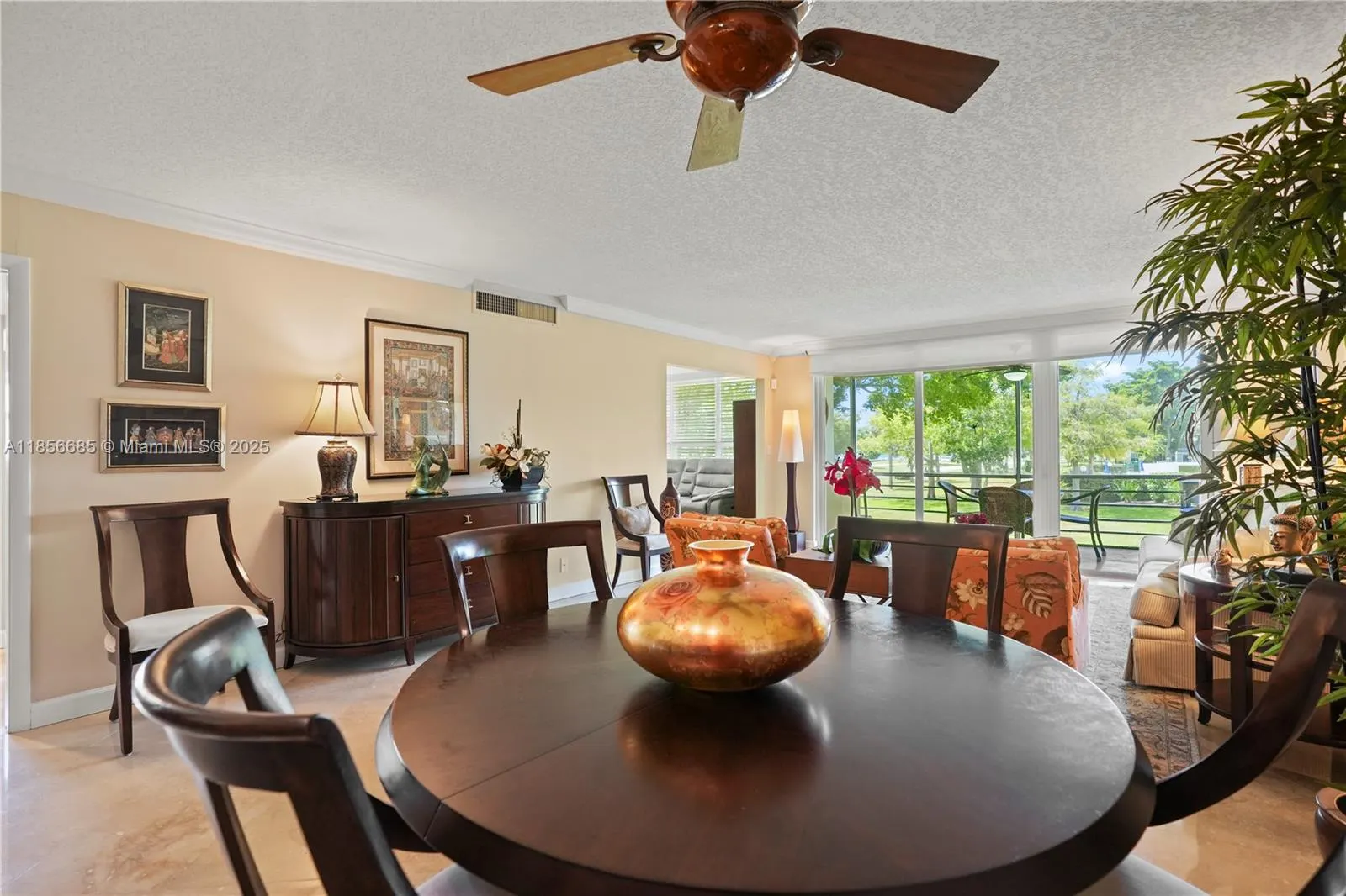 350 Oaks Ln, #222