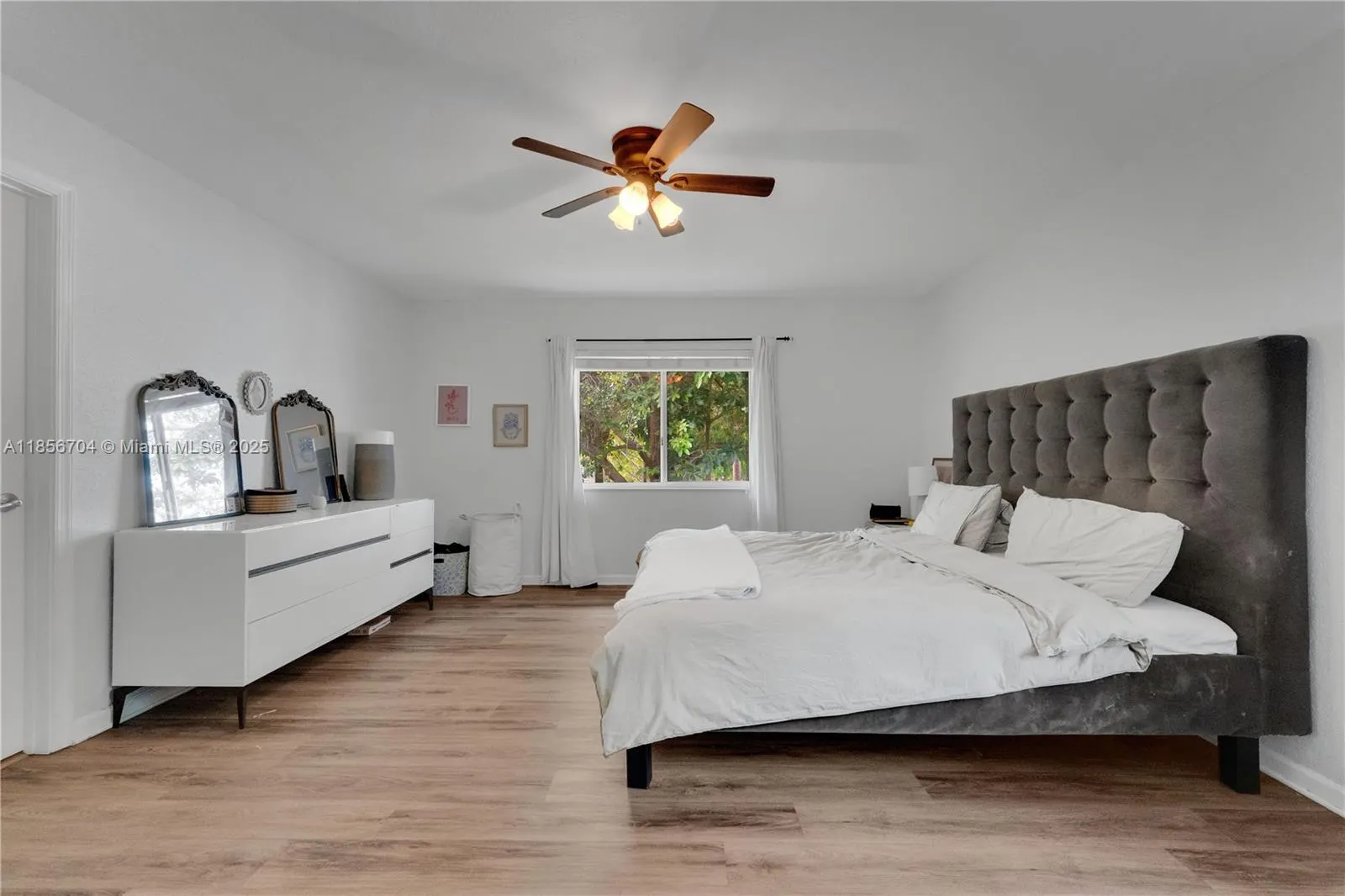 8080 NW 27th St