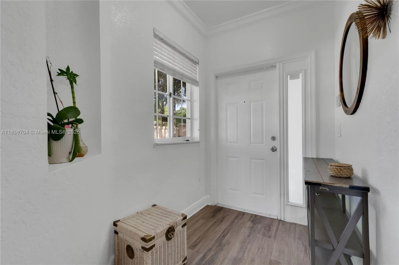 8080 NW 27th St
