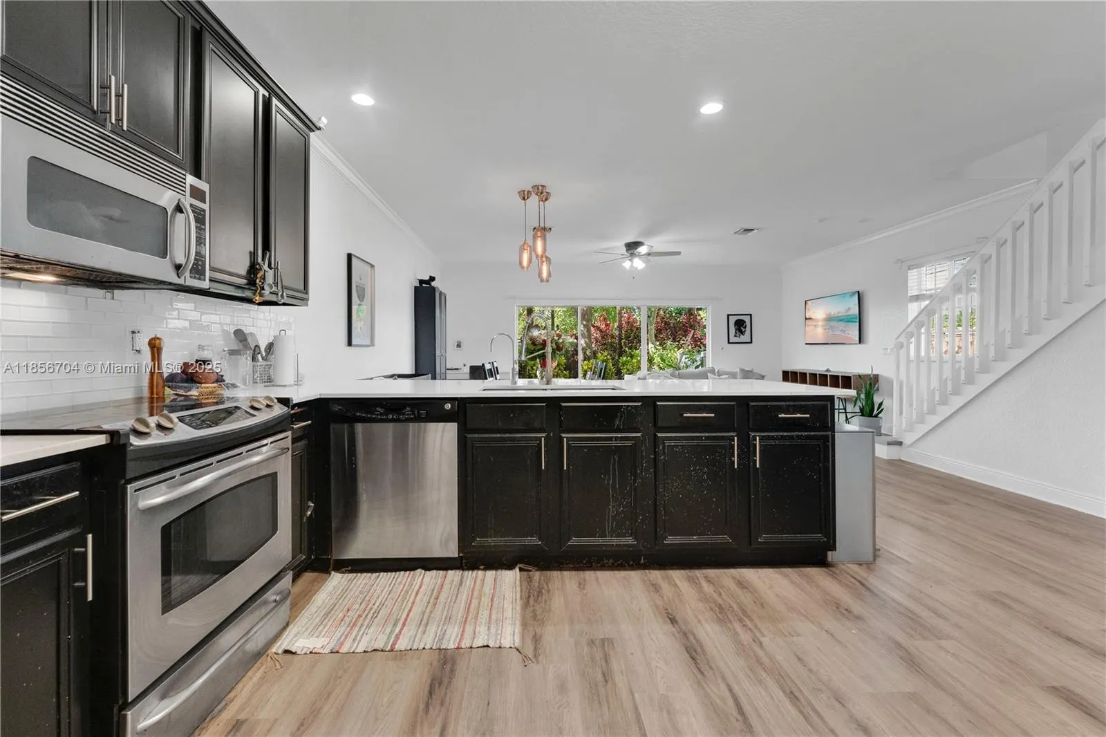 8080 NW 27th St