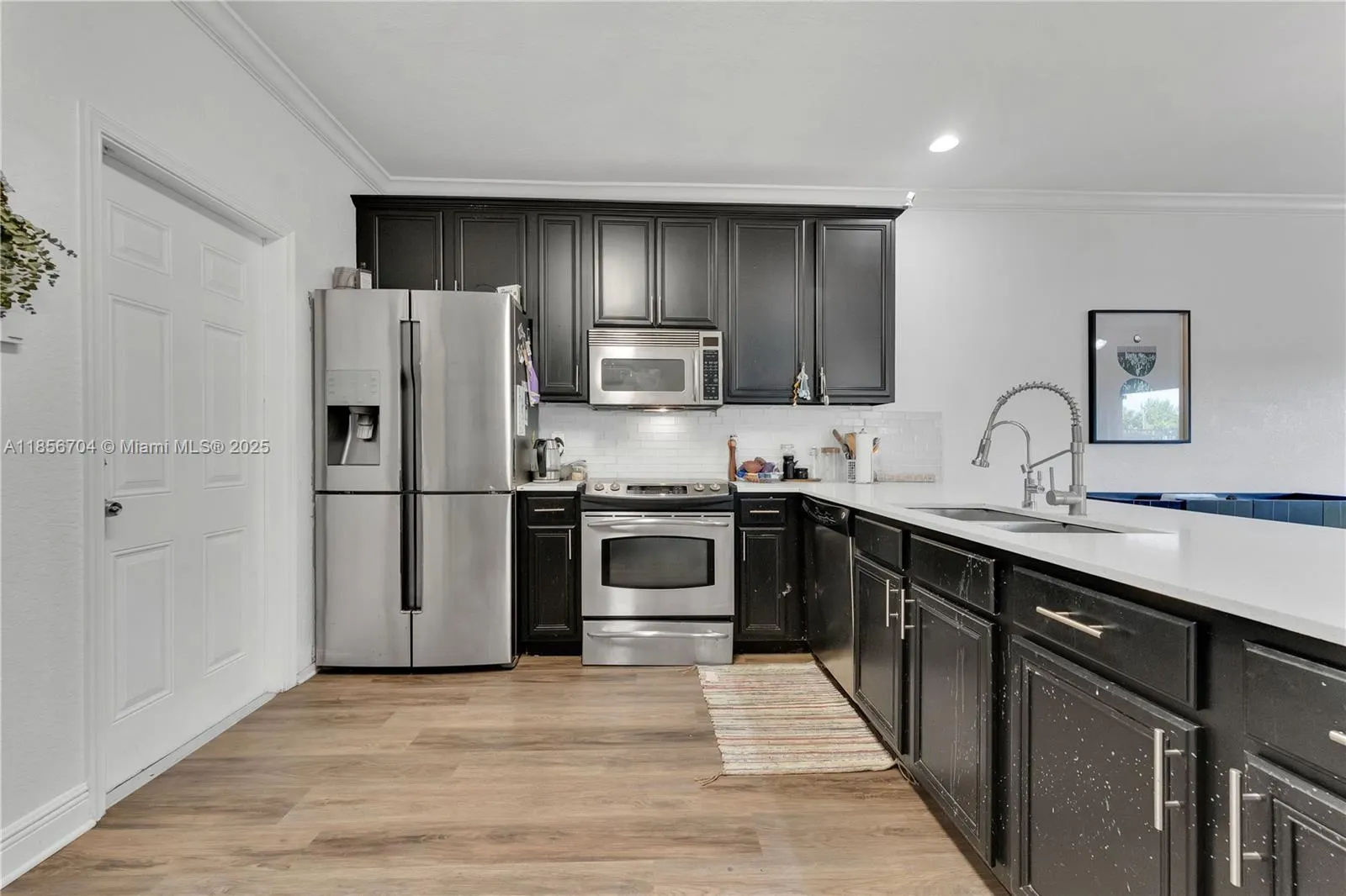 8080 NW 27th St