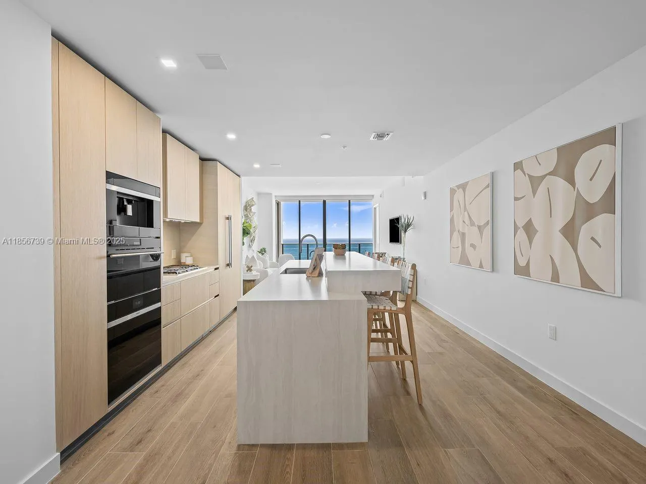 900 N Ocean, #1004