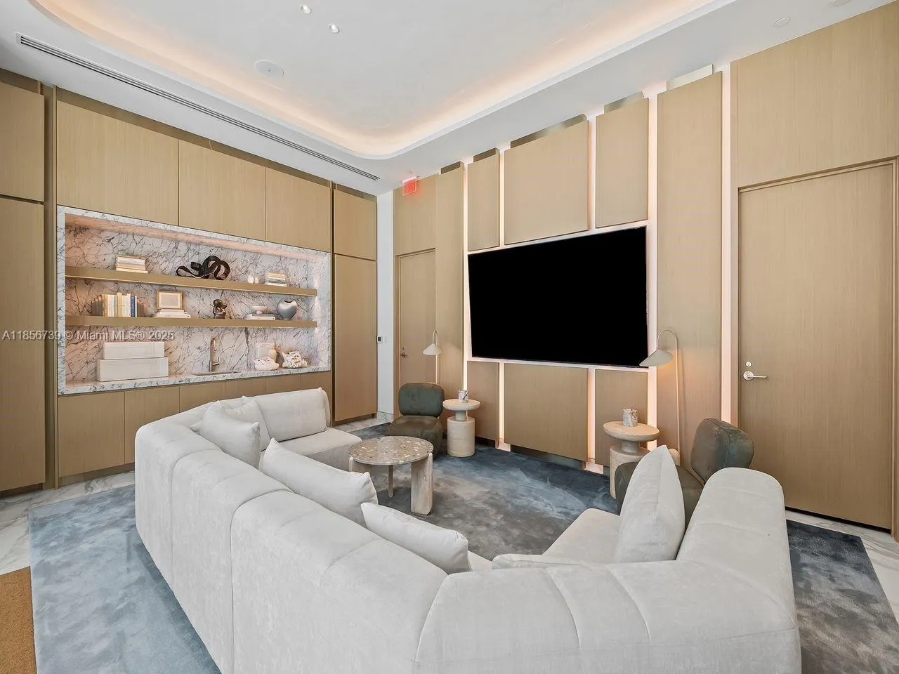 900 N Ocean, #1004