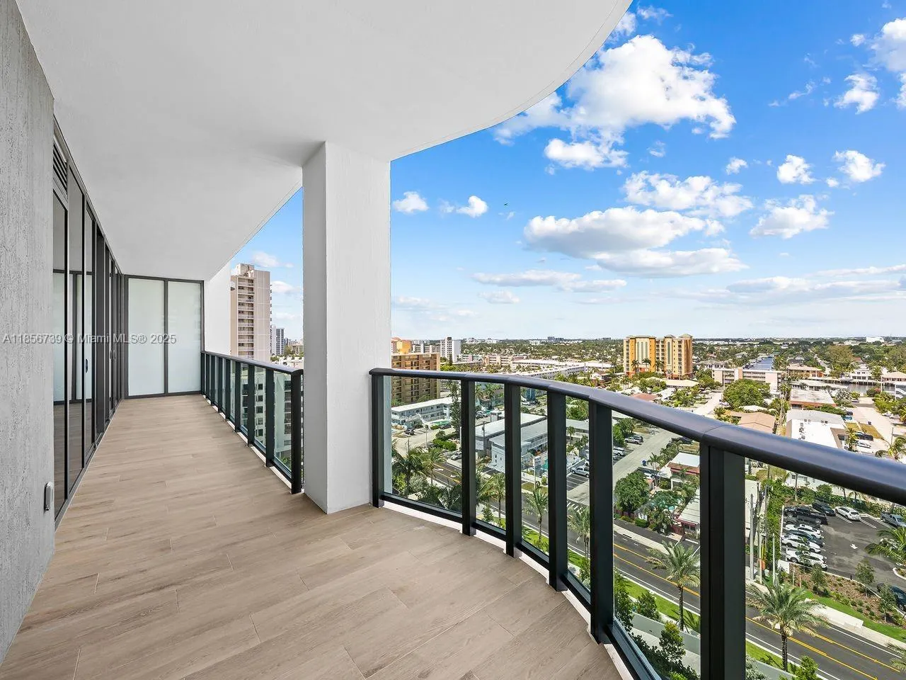 900 N Ocean, #1004