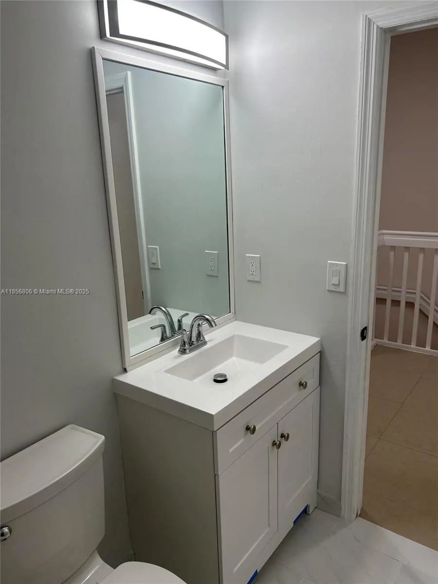 4958 White Mangrove Way E, #401