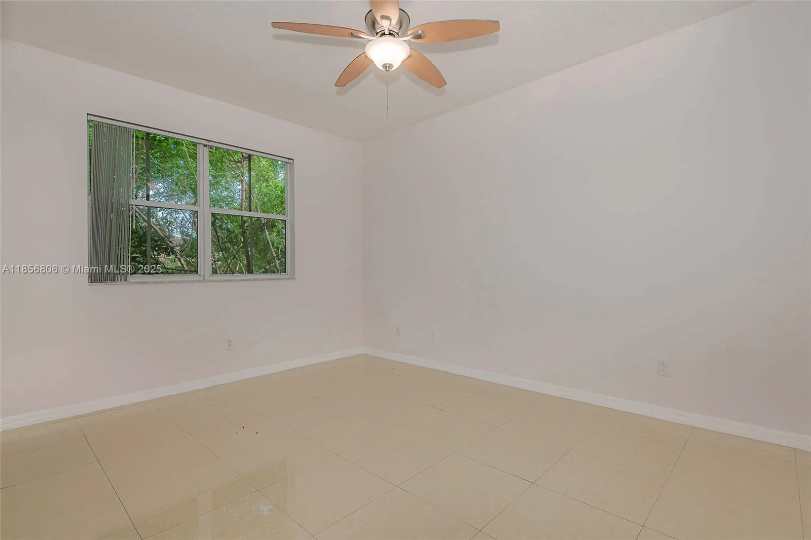 4958 White Mangrove Way E, #401